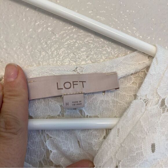 LOFT white lace crochet semi sheer crewneck blouse
top cotton nylon beachy M - Picture 6 of 9
